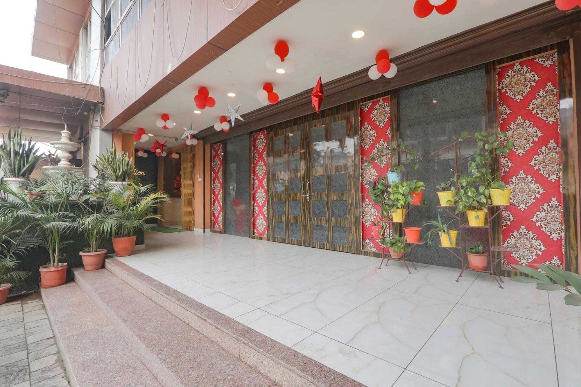 Kakarmatha Fabhotel Swarn Banquet מראה חיצוני תמונה